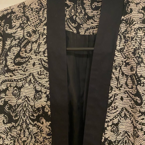 Jacket - Picture 2 of 4